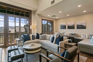 Condo, 3 Bedrooms | Living area | Smart TV