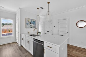 Appart'hôtel, 2 chambres | Cuisine privée