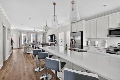 Auburn Gameday Getaway 2 Bedroom Condo