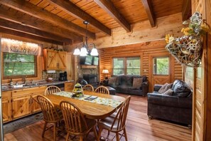Cabane, 1 chambre | Intérieur