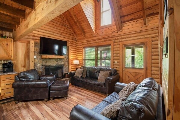 Cabane, 1 chambre | Coin séjour | TV connectée