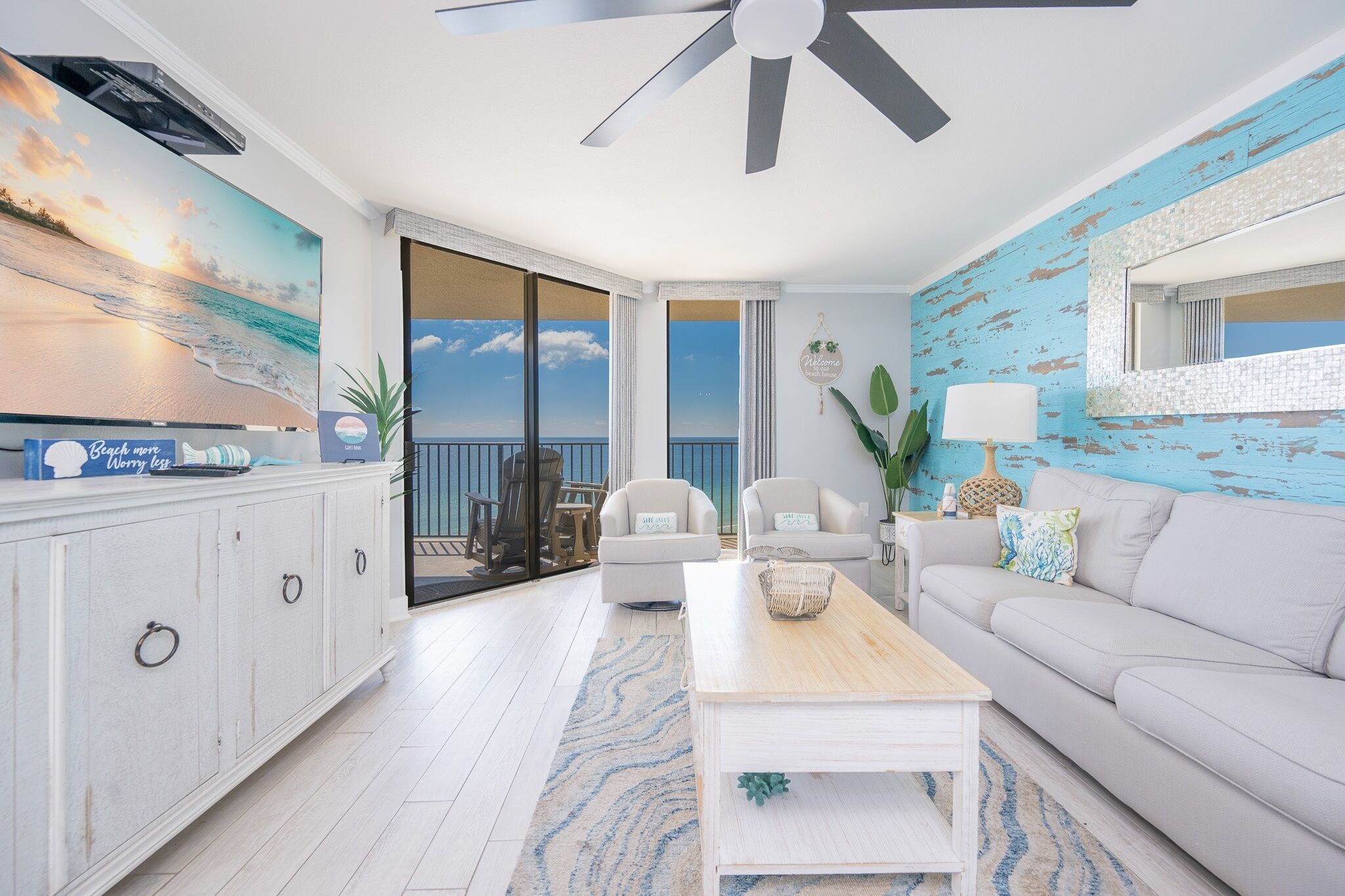 Condo, 2 habitaciones | Área de sala de estar