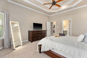 4 bedrooms, desk, iron/ironing board, travel crib - Harker Heights 7Bd, 12PPL, Perfect For Families, Contractors, Insurance (Harker Heights)
