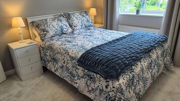 3 ุนุฏูุฉ ุบุฑู ููู
ูู
ููุงุฉ/ููุญ ูู ููุงู ูุงู ู
ุฌุงููุง ูู
ูุงุกุงุช ุฃุณุฑูุฉ