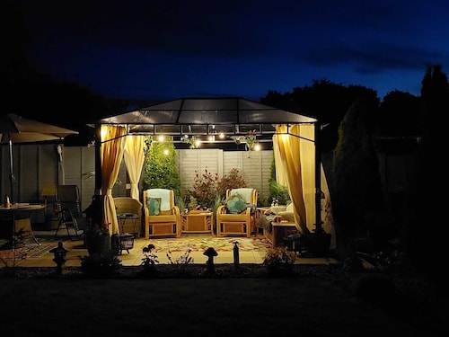 Beautiful House in Co. Sligo with Private Bar, Pool Table & Guided Minivan Tours