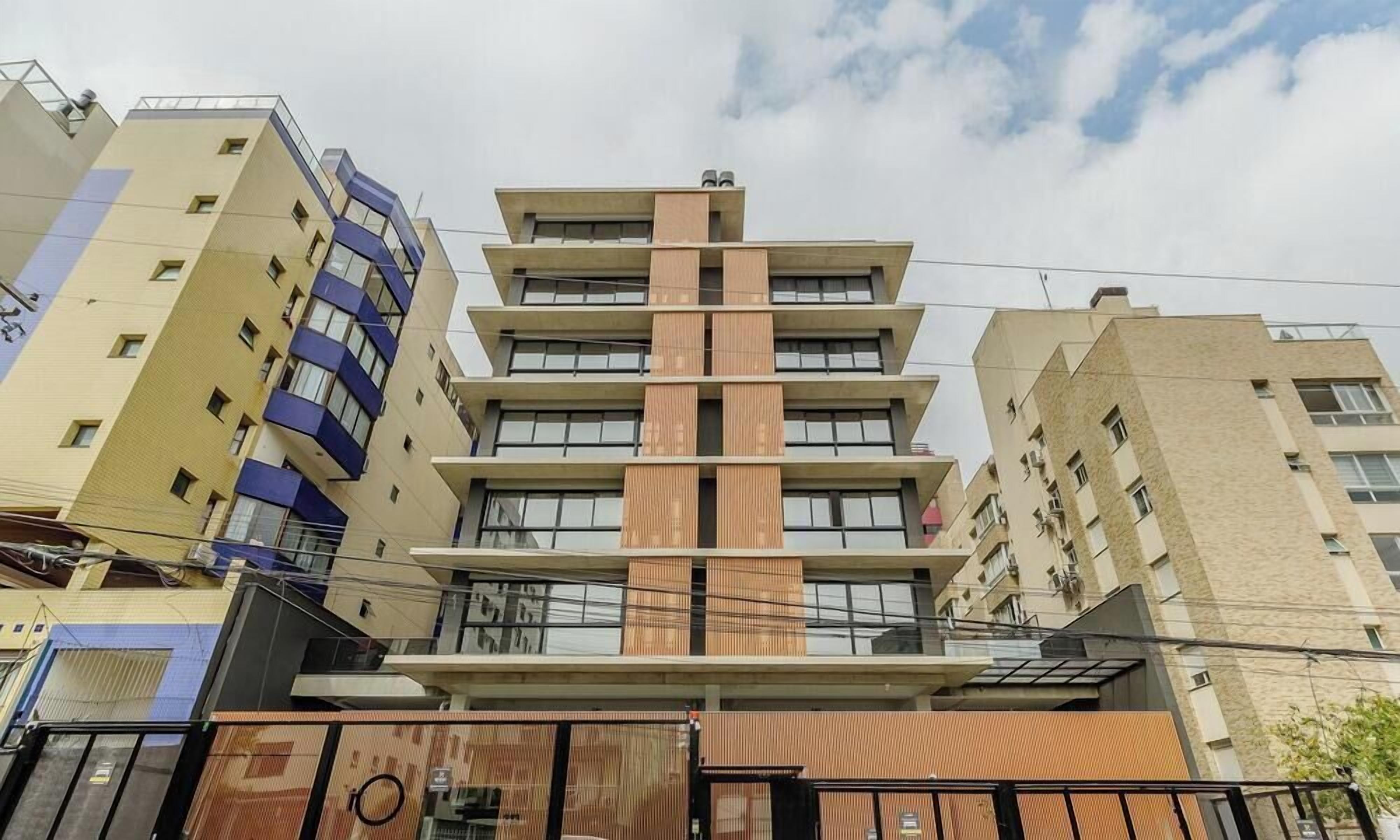 Basic Apartment | Exterior