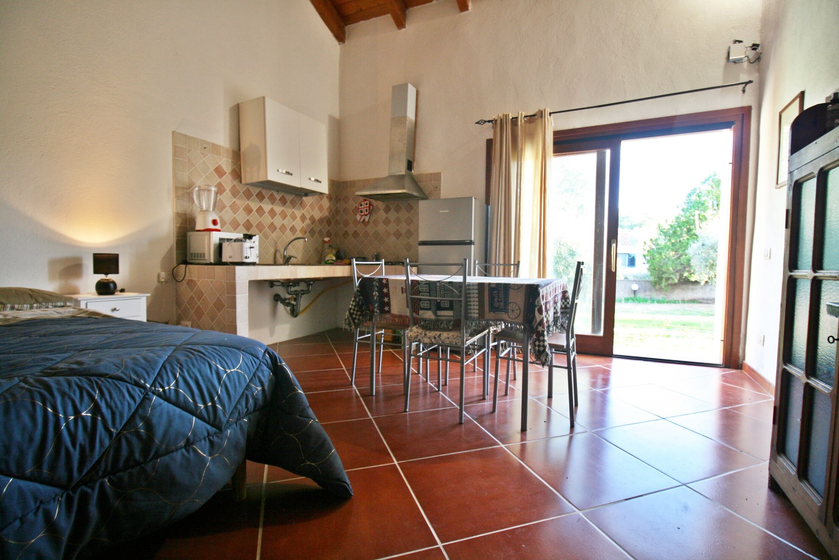 1 bedroom, desk, free WiFi, bed sheets