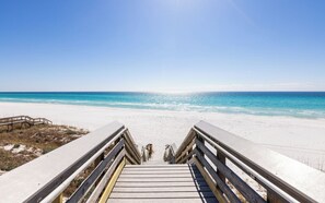 Beach - New Listing, Short Walk To The Beach, Seagrove Beach (Santa Rosa Beach)
