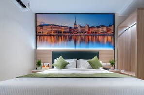 Habitación doble superior | Caja fuerte, escritorio, espacio para trabajar con un portátil