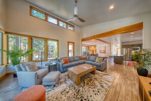 TV, fireplace, offices, printers