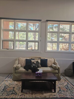 Älytelevisio, kirjoja