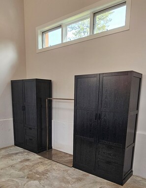 Interior - Modern Meets Mountains in charming Colorado Springs (Colorado Springs)