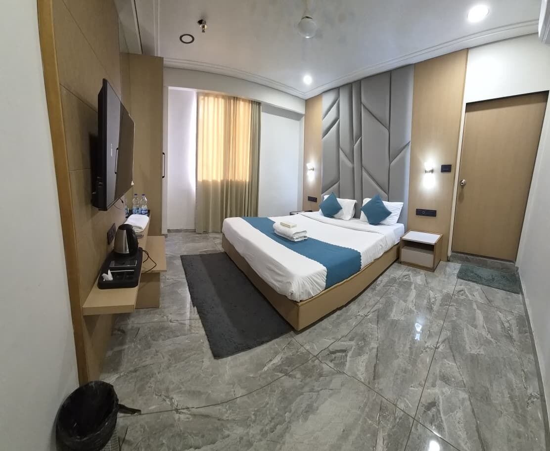Habitación doble superior | Escritorio, espacio para trabajar con un portátil, ropa de cama