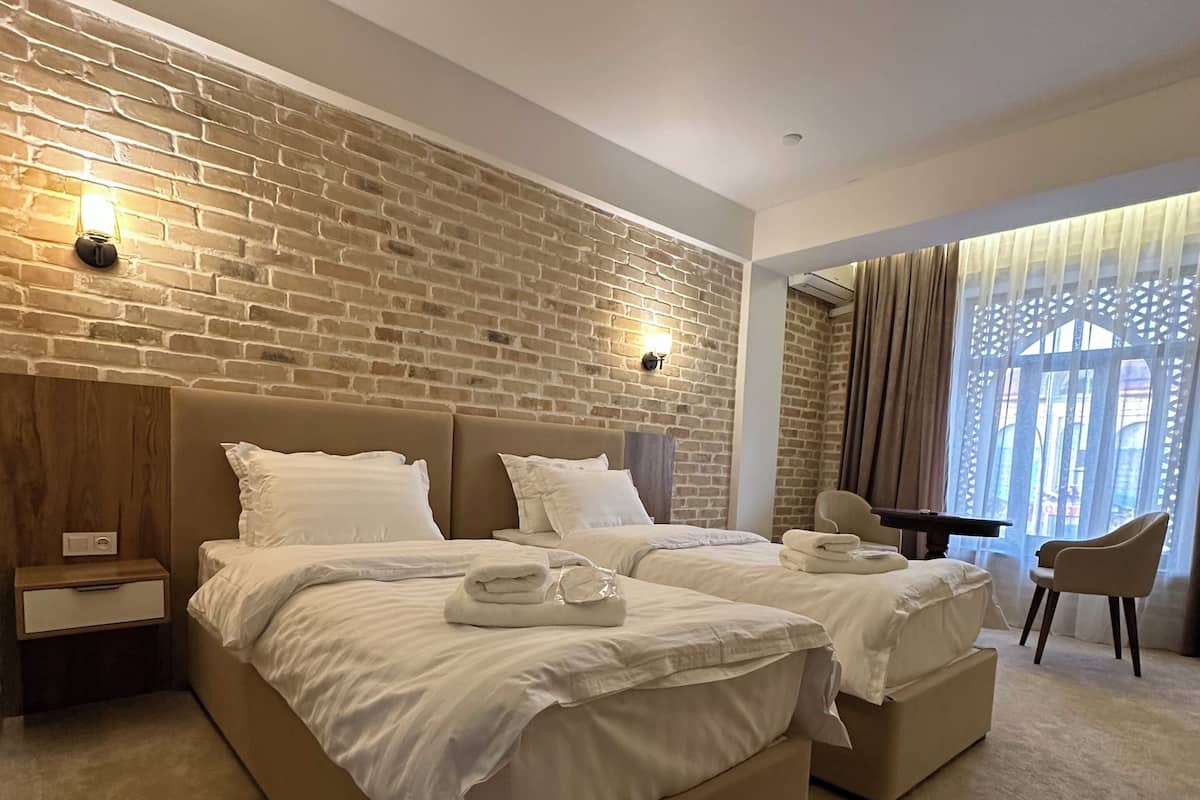 Luxury Room | Desk, free WiFi