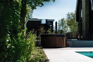 House | Terrace/patio
