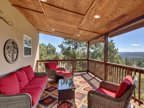 Property grounds - Sunrise Vista | Amazing Views, Hot Tub, Pet-Friendly (Ruidoso)