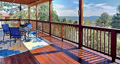 Sunrise Vista | Amazing Views, Hot Tub, Pet-Friendly