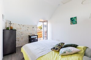 1 室のベッドルーム、WiFi、ベッドシーツ
