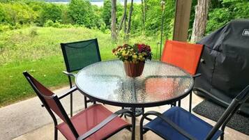 Tweepersoonskamer, uitzicht op meer | Balkon