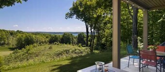 2BR Escape Torch Lake Views Golf 755