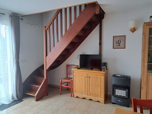 Interior - Holiday Home 'Duplex Near Lake La Raviège' with Private Terrace and Private Garden (La Salvetat sur Agout)
