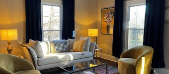 Charming Farmhouse Retreat