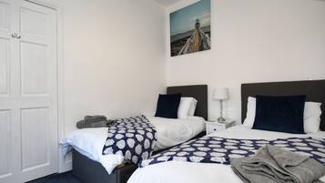 2 bedrooms, individually decorated, individually furnished, free WiFi