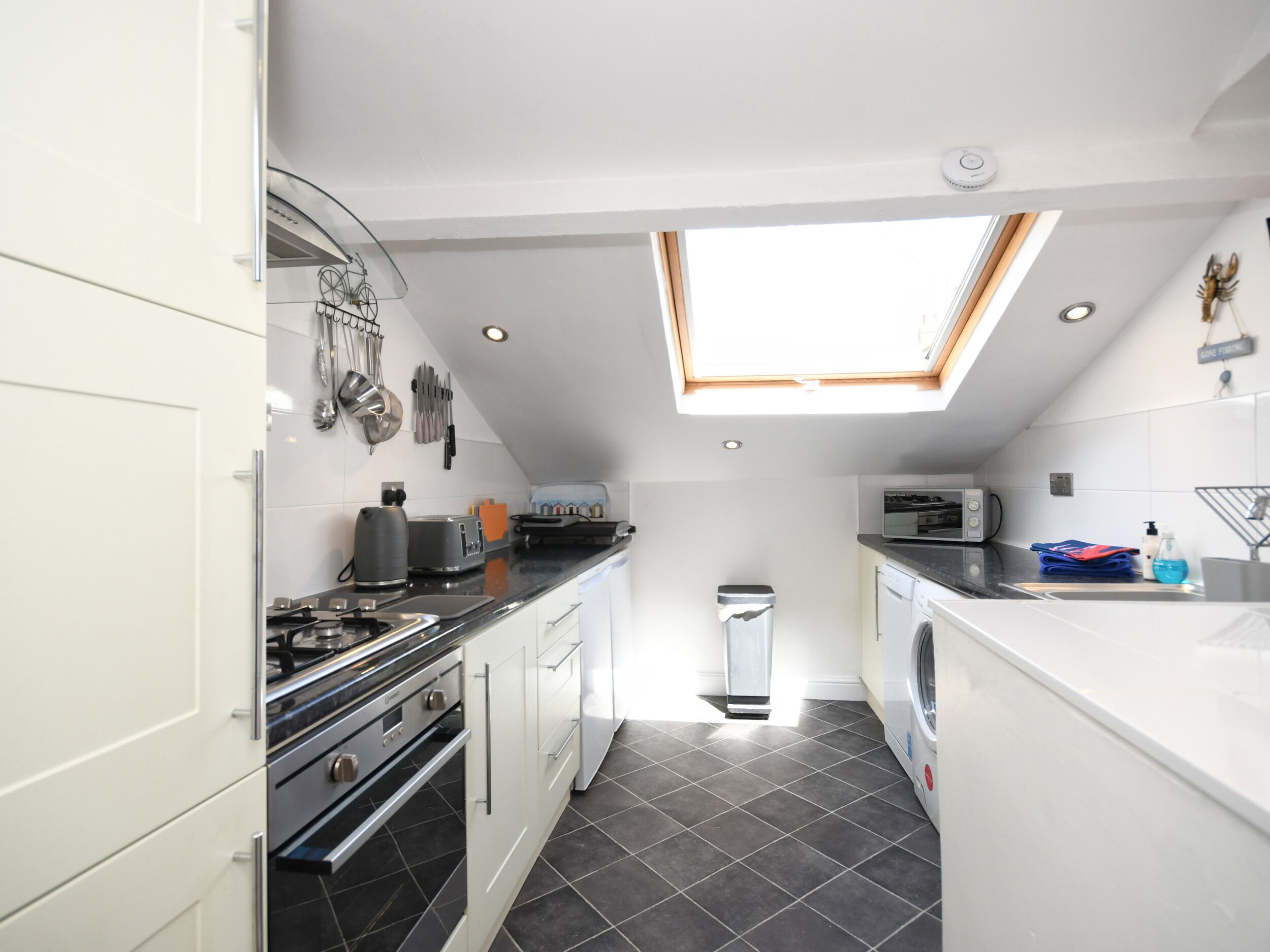 Køkkentøj/tallerkener/redskaber