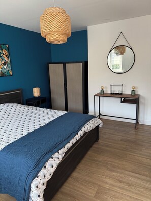 2 bedrooms, iron/ironing board, WiFi, bed sheets - Apartment 7 minutes walk from the beach (Dunkerque)