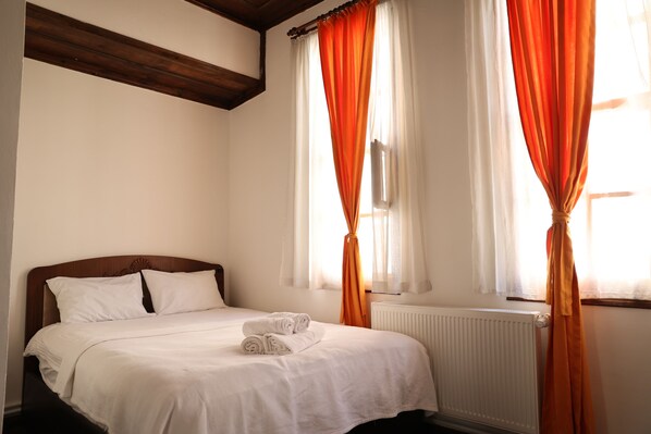 Standard Double Room | Free WiFi