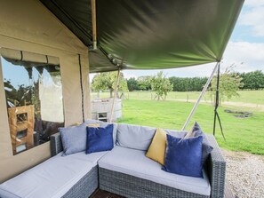 Terrace/patio - Pear Trees (Bewdley)