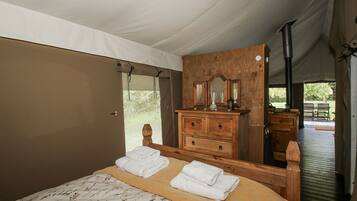 3 bedrooms, individually decorated, individually furnished