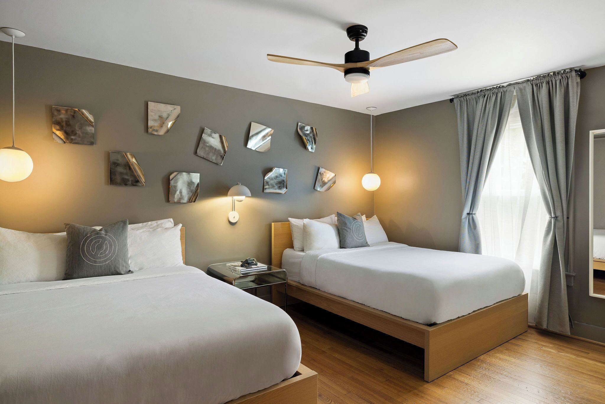 5 Schlafzimmer, Bügeleisen/Bügelbrett, kostenloses WLAN, Bettwäsche