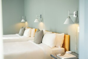 5 bedrooms, iron/ironing board, free WiFi, bed sheets