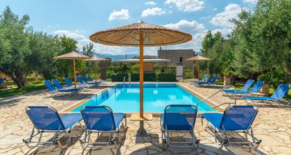 Country House 'Maisonette with Private Patio 3' with Mountain View, Wi-Fi and Air Conditioning