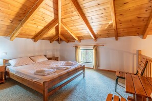 3 bedrooms, WiFi, bed sheets