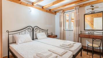 3 bedrooms, WiFi, bed sheets