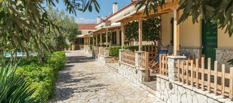 Résidence de vacances 'Maisonette avec Patio Privé 5' avec Vue sur la Montagne, Wi-Fi et Climatisation