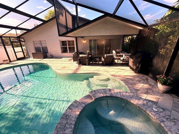 Outdoor pool, a heated pool
