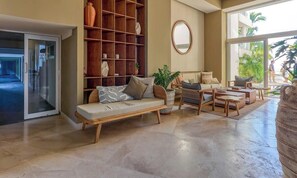 Suite studio, 1 grand lit, accès à la piscine, vue sur l’océan (Harbor 171 Torre Norte 211) | Intérieur