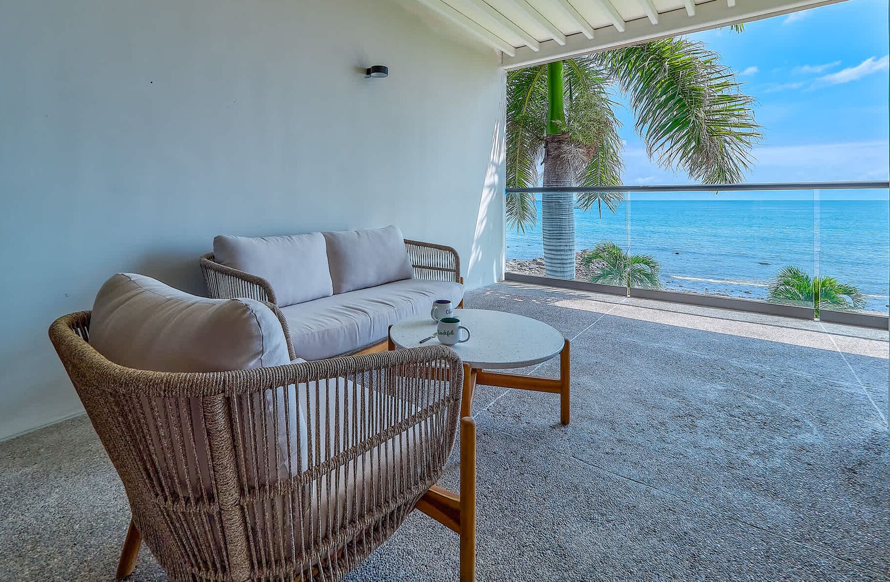 Departamento, varias camas, cocina, vista al océano (Zantamar TH 2B) | Áreas de la propiedad