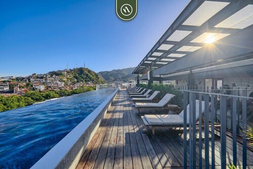 Cozy Studio - King Bed in Romantic Zone - Pool