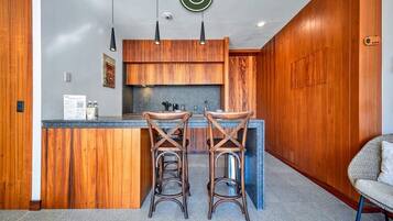 Estudio, varias camas, acceso a la alberca, vista a la ciudad (Rincon de Almas-206) | Interior