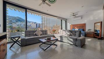 Studio, Multiple Beds, Kitchen, City View (Rincon de Almas-206) | Living area | 42-inch flat-screen TV with digital channels