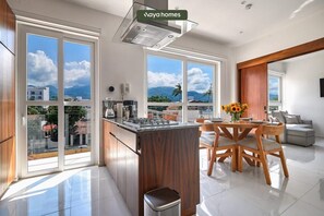 Departamento, 1 cama King size y sofá cama, cocina (Grand Trianon 304) | Interior