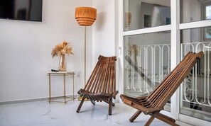 Apartment, 1 King Bed with Sofa bed, Pool Access (Grand Trianon 304) | Interior