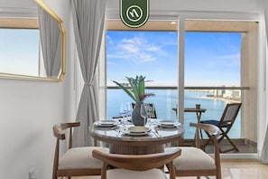 Studio Suite, 1 King Bed with Sofa bed, Balcony, Ocean View (Harbor 171 Torre Norte TNU11) | 1 bedroom, individually decorated, individually furnished, bed sheets - Luxury Studio With Oceanview - Beach - Pool - GYM (Puerto Vallarta)