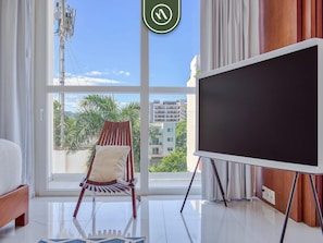 Apartment, 1 Double Bed, Kitchen, Ocean View (Grand Trianon 401) | Interior
