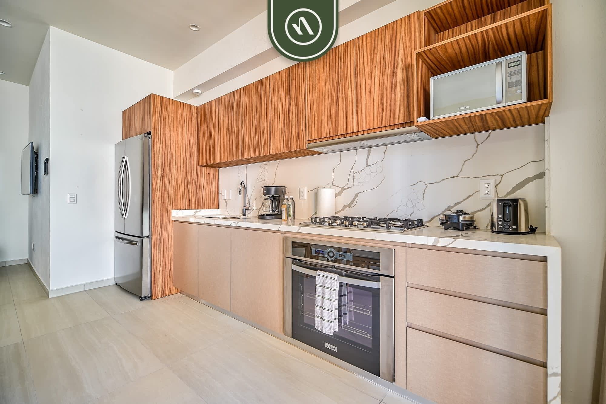 Departamento, 1 cama King size y sofá cama, cocina, vista al océano (Maralma Indigo 306) | Cocina privada | Comedor 