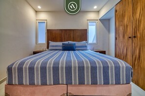 Departamento, 1 cama King size y sofá cama, hidromasaje, vista al océano (Maralma Indigo 306) | 1 habitación, decoración personalizada y muebles diferentes 